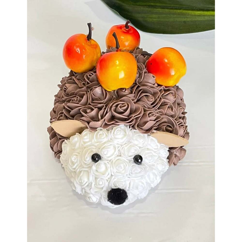 Handmade hedgehog - Picture 5 of 6